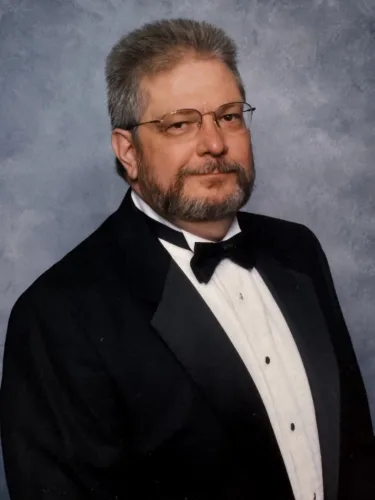 Lawrence R. Kurtz 1952-2026